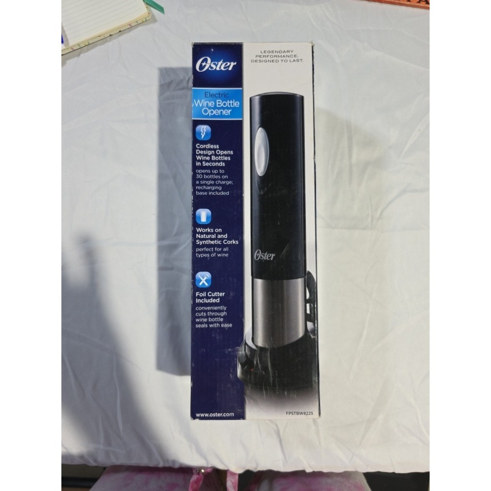 Oster Electric Wine Bottle Opener Cordless Rechargeable Black Silver FPSTBW8225